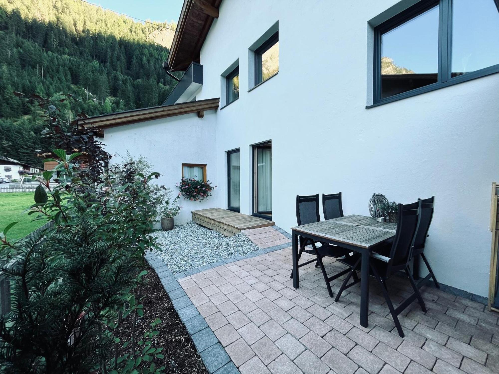 Ferienhaus Ragg Kaunertal Exterior photo